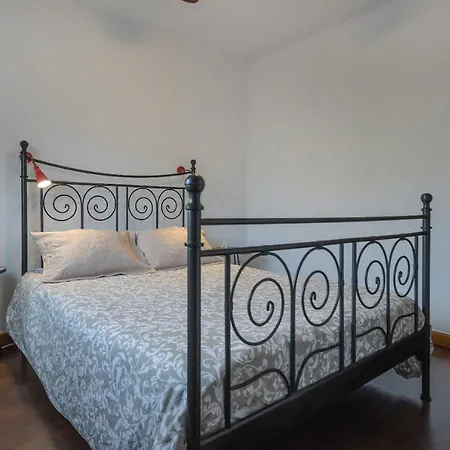 Casa Abuelo Rafa Nyaraló Orzola